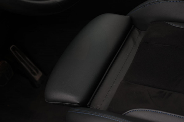 BMW 3 Serie Touring 330e xDrive M-Sport *Pano*H/K*Head-Up*Comforttoegang*