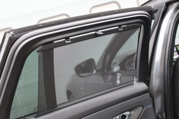 BMW 3 Serie Touring 330e xDrive M-Sport *Pano*H/K*Head-Up*Comforttoegang*