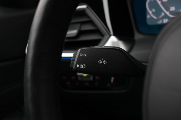 BMW 3 Serie Touring 330e xDrive M-Sport *Pano*H/K*Head-Up*Comforttoegang*