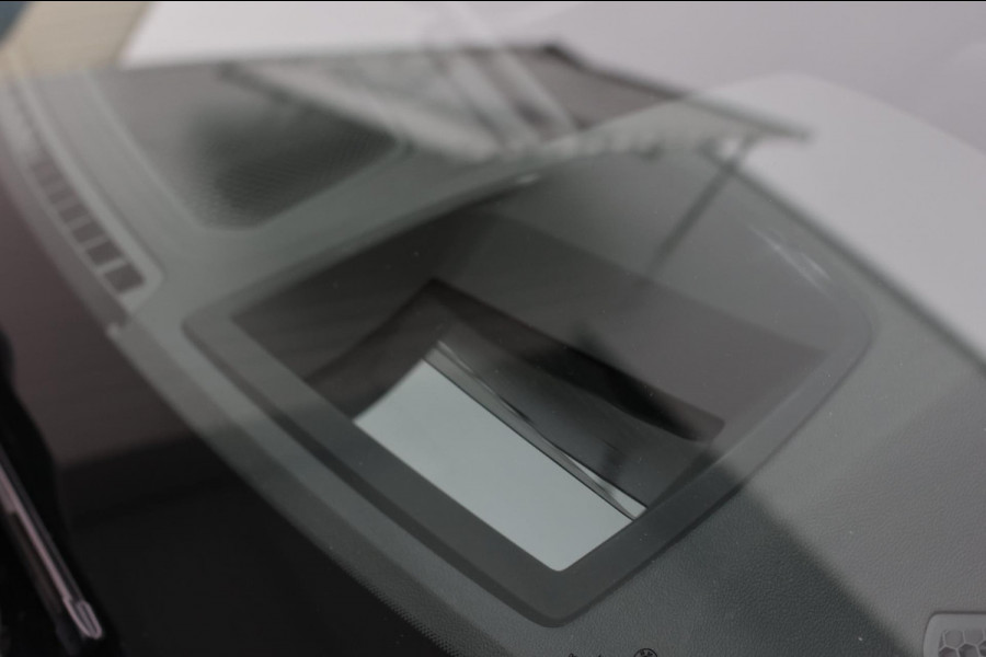 BMW 3 Serie Touring 330e xDrive M-Sport *Pano*H/K*Head-Up*Comforttoegang*