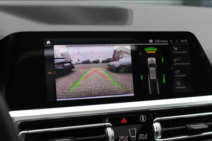 BMW 3 Serie Touring 330e xDrive M-Sport *Pano*H/K*Head-Up*Comforttoegang*