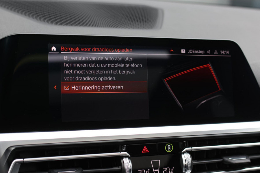 BMW 3 Serie Touring 330e xDrive M-Sport *Pano*H/K*Head-Up*Comforttoegang*