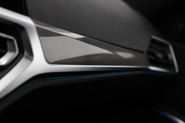 BMW 3 Serie Touring 330e xDrive M-Sport *Pano*H/K*Head-Up*Comforttoegang*