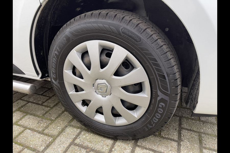 Renault Trafic 2.0 dCi 120pk T29 L2H1 Work Edition / vaste prijs rijklaar € 14.950 ex btw / lease vanaf € 252 / imperial / cruise / airco / navigatie / sidebars / euro 6