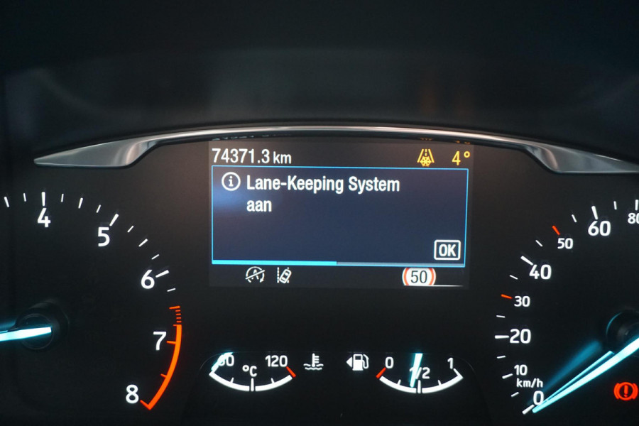 Ford Puma 1.0 125PKEcoB. Hybrid Titanium/Winterpack/Panodak/ B&O geluidsinstallatie/Trekhaak/All-Seasonbanden.