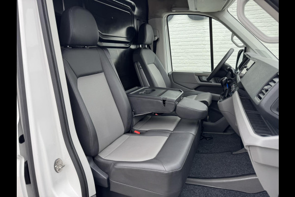 Volkswagen Crafter 35 2.0 TDI L3H3 Highline Automaat Euro 6 Cruise Climate Navi Apple Android Stoelverwarming Nw distributieriem