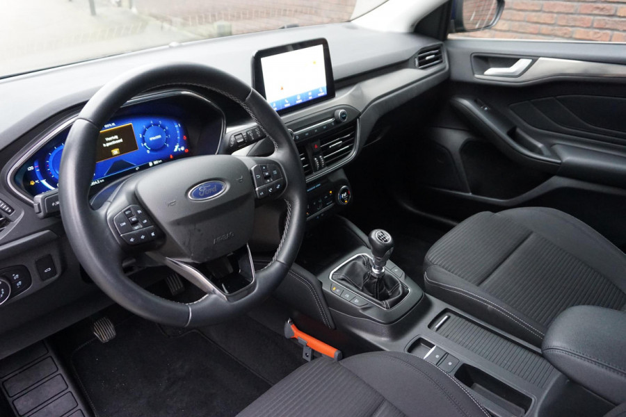 Ford FOCUS Wagon 1.0 EcoB.125PK Hybrid Titanium X Business/Camera/ Digi-dashboard/December 2020