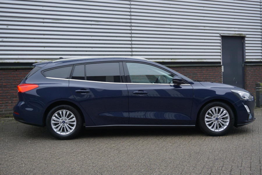 Ford FOCUS Wagon 1.0 EcoB.125PK Hybrid Titanium X Business/Camera/ Digi-dashboard/December 2020