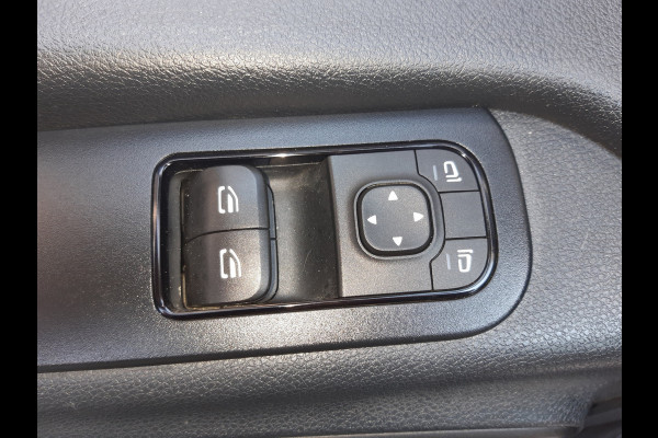 Mercedes-Benz Sprinter 143Pk L2H2 Airco Cruisecontrol Achteruitrijcamera MBux