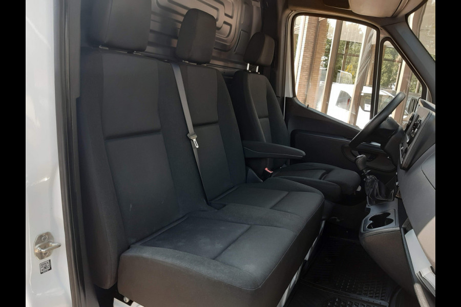 Mercedes-Benz Sprinter 143Pk L2H2 Airco Cruisecontrol Achteruitrijcamera MBux