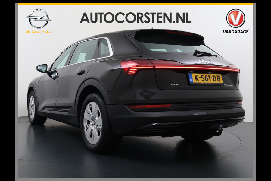 Audi e-tron 55 Quattro 95kWh 408PK Trekhaak Elektr.Leer+Verwarmd Pano-Dak Trekhaak Luchtvering Adap.Cruise Navi Ecc Stoelverwarming Business LED Lmv Elek.Achterklep Privacy Glas Keyless Zwarte Hemel Origineel Nederlandse Auto SOH 89% Trekhaak 1800kg !