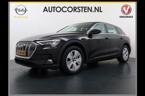 Audi e-tron 55 Quattro 95kWh 408PK Trekhaak Elektr.Leer+Verwarmd Pano-Dak Trekhaak Luchtvering Adap.Cruise Navi Ecc Stoelverwarming Business LED Lmv Elek.Achterklep Privacy Glas Keyless Zwarte Hemel Origineel Nederlandse Auto SOH 89% Trekhaak 1800kg !
