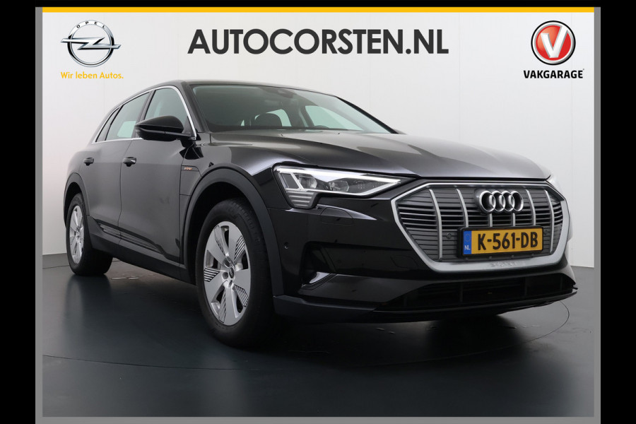 Audi e-tron 55 Quattro 95kWh 408PK Trekhaak Elektr.Leer+Verwarmd Pano-Dak Trekhaak Luchtvering Adap.Cruise Navi Ecc Stoelverwarming Business LED Lmv Elek.Achterklep Privacy Glas Keyless Zwarte Hemel Origineel Nederlandse Auto SOH 89% Trekhaak 1800kg !