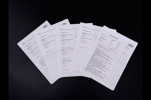 Audi e-tron 55 Quattro 95kWh 408PK Trekhaak Elektr.Leer+Verwarmd Pano-Dak Trekhaak Luchtvering Adap.Cruise Navi Ecc Stoelverwarming Business LED Lmv Elek.Achterklep Privacy Glas Keyless Zwarte Hemel Origineel Nederlandse Auto SOH 89% Trekhaak 1800kg !