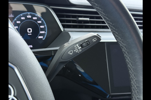 Audi e-tron 55 Quattro 95kWh 408PK Trekhaak Elektr.Leer+Verwarmd Pano-Dak Trekhaak Luchtvering Adap.Cruise Navi Ecc Stoelverwarming Business LED Lmv Elek.Achterklep Privacy Glas Keyless Zwarte Hemel Origineel Nederlandse Auto SOH 89% Trekhaak 1800kg !