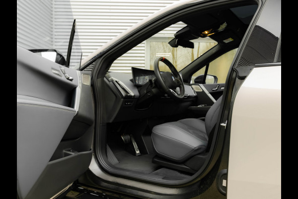 BMW iX xDrive M70 - Full Option - Pano - B&W - Trekhaak - 112kWh