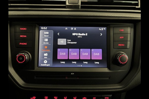 Seat Arona 1.0 TSI 110pk DSG FR Navigatie Apple Carplay/Android Auto Camera Parkeersensoren Adaptive Cruise Control Blind Spot Assist Stoelverwarming Ledverlichting Climate Control Getinte ramen