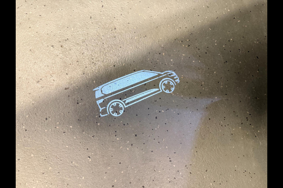 Volkswagen Multivan 1.4 eHybrid Energetic 6P PANO/NAVI/H-UP/V-COCKPIT/CAM/DAB/CARPLAY///