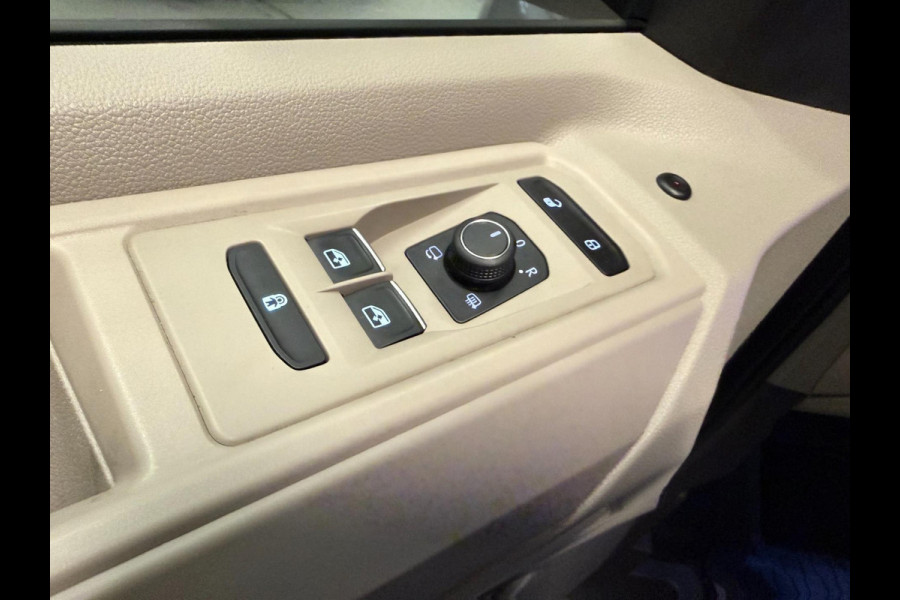 Volkswagen Multivan 1.4 eHybrid Energetic 6P PANO/NAVI/H-UP/V-COCKPIT/CAM/DAB/CARPLAY///