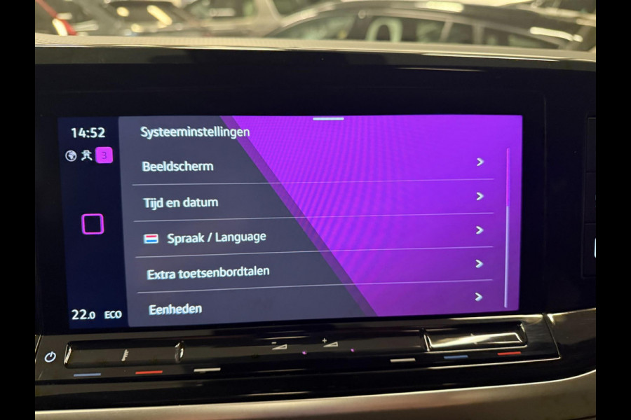 Volkswagen Multivan 1.4 eHybrid Energetic 6P PANO/NAVI/H-UP/V-COCKPIT/CAM/DAB/CARPLAY///