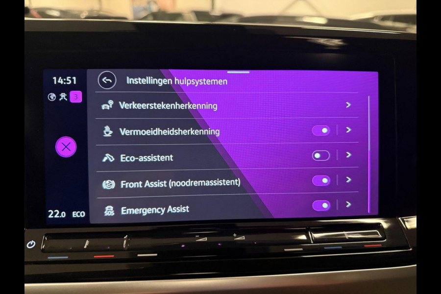 Volkswagen Multivan 1.4 eHybrid Energetic 6P PANO/NAVI/H-UP/V-COCKPIT/CAM/DAB/CARPLAY///