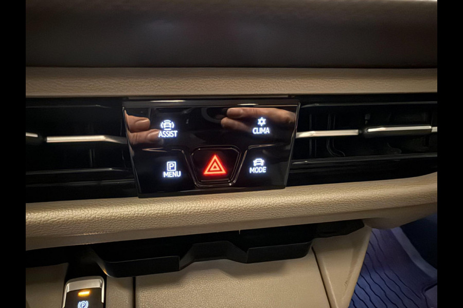 Volkswagen Multivan 1.4 eHybrid Energetic 6P PANO/NAVI/H-UP/V-COCKPIT/CAM/DAB/CARPLAY///