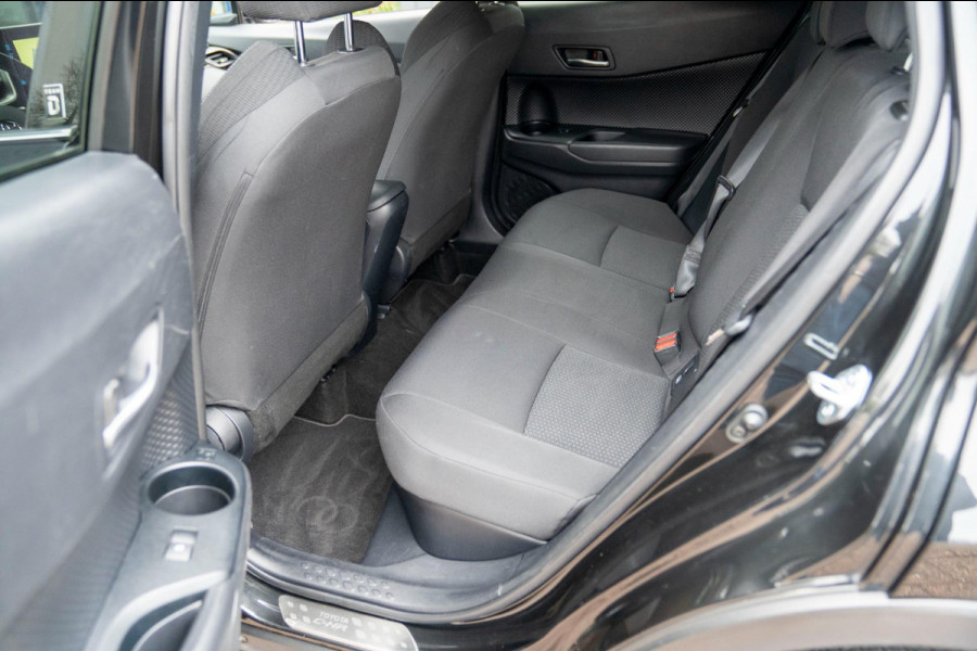 Toyota C-HR 1.8 Hybrid Style|Prijs rijklaar incl 12 mnd garantie|Trekhaak Stoelverwarming Blindspot Navi