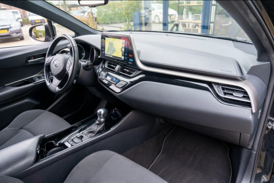 Toyota C-HR 1.8 Hybrid Style|Prijs rijklaar incl 12 mnd garantie|Trekhaak Stoelverwarming Blindspot Navi
