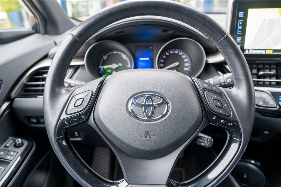 Toyota C-HR 1.8 Hybrid Style|Prijs rijklaar incl 12 mnd garantie|Trekhaak Stoelverwarming Blindspot Navi