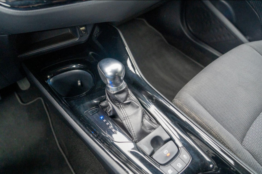 Toyota C-HR 1.8 Hybrid Style|Prijs rijklaar incl 12 mnd garantie|Trekhaak Stoelverwarming Blindspot Navi