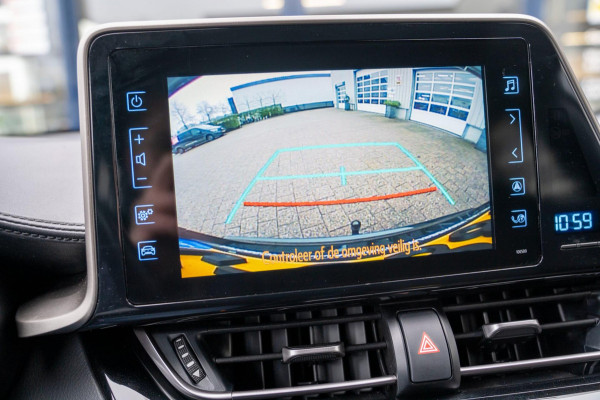 Toyota C-HR 1.8 Hybrid Style|Prijs rijklaar incl 12 mnd garantie|Trekhaak Stoelverwarming Blindspot Navi