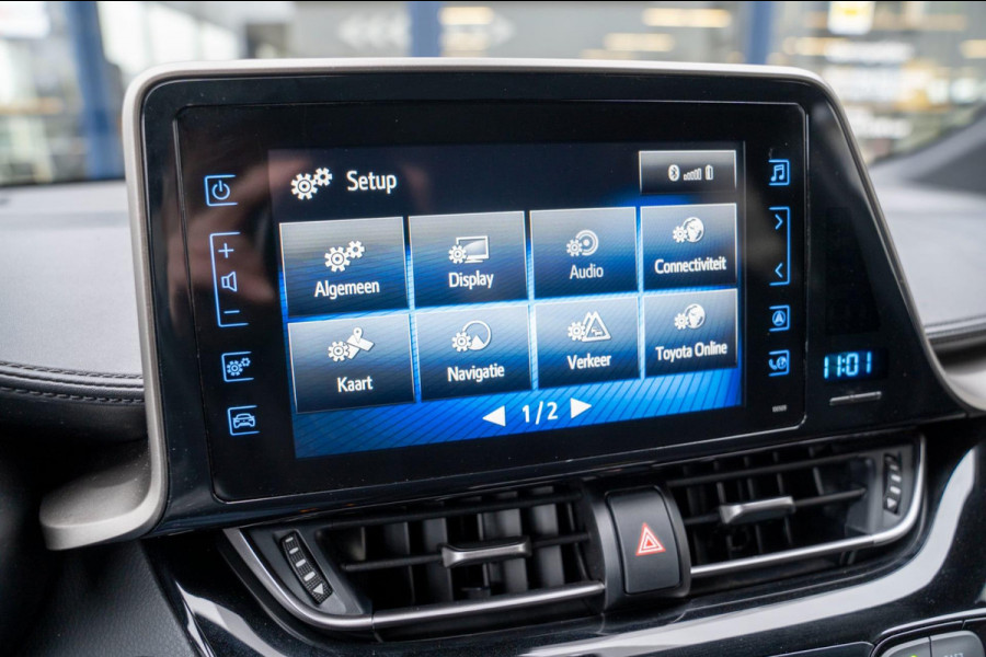 Toyota C-HR 1.8 Hybrid Style|Prijs rijklaar incl 12 mnd garantie|Trekhaak Stoelverwarming Blindspot Navi