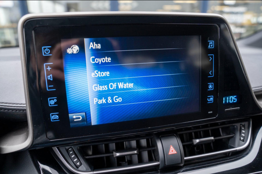 Toyota C-HR 1.8 Hybrid Style|Prijs rijklaar incl 12 mnd garantie|Trekhaak Stoelverwarming Blindspot Navi