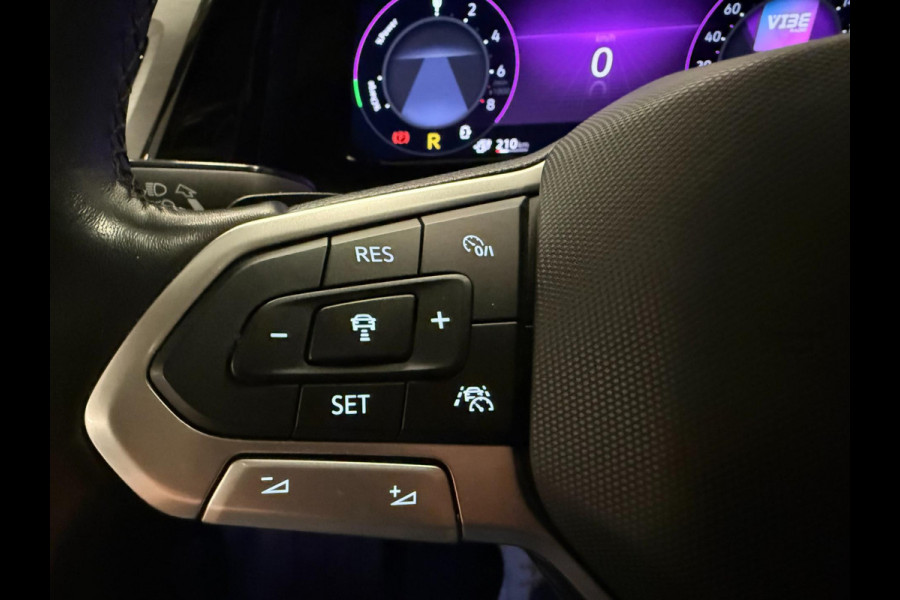 Volkswagen Multivan 1.4 eHybrid Energetic 6P PANO/NAVI/H-UP/V-COCKPIT/CAM/DAB/CARPLAY///