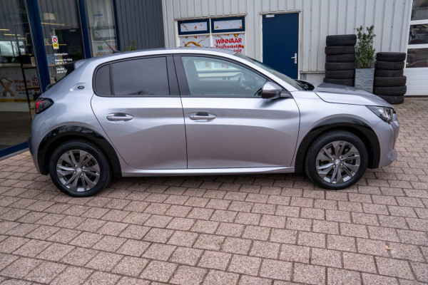 Peugeot e-208 EV Allure 50 kWh |Prijs rijklaar incl 12 mnd garantie| Camera Navi PDC Clima