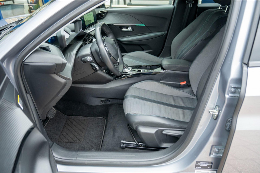 Peugeot e-208 EV Allure 50 kWh |Prijs rijklaar incl 12 mnd garantie| Camera Navi PDC Clima