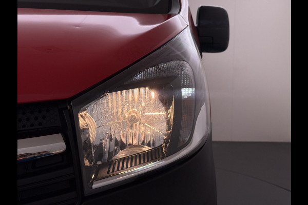 Opel Vivaro D126pk L2H1 Dubbele Cabine Euro 6 Navi Airco Trekhaak Camera Cruise Control Bluetooth Pdc 5-Persoons Betonplex Vloer Wandbetimmering Schuifdeur Regen-Lichtsensor 1.6CDTI 1e Eigenaar Origineel Nederlandse Auto Dealeronderhouden 2.000kg trekvermogen
