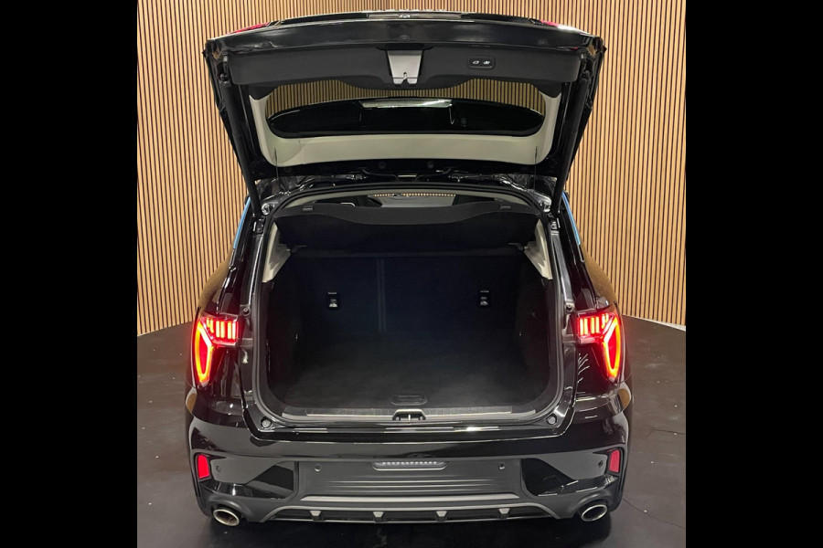 Lynk & Co 01 1.5|PHEV|BLACK|PANO|ACC|360 CAMERA|ANDROID/CARPLAY|STOELVERW|INFINITY AUDIO|MEMORY|ELEK. A-KLEP + INTERIEUR|