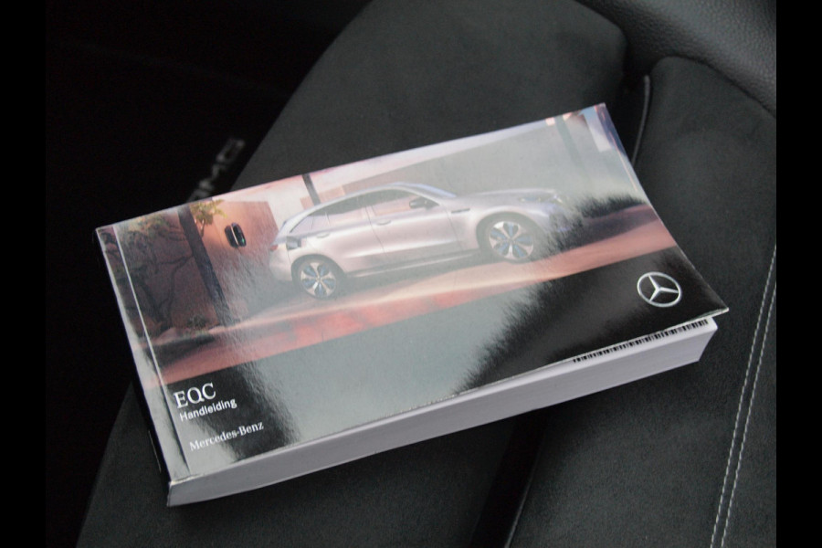 Mercedes-Benz EQC 400 4MATIC Business Solution AMG 80 kWh | SOH 95% | Panoramadak | Trekhaak | Sfeerverlichting | Camera |
