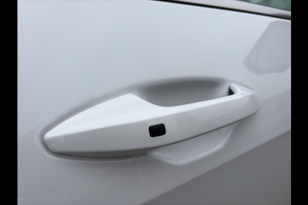 Kia Sportage 1.6 T-GDi Hybrid GT-PlusLine 360 Camera | Harman/Kardon | 19” Velgen | Leder | Panoramadak | Navi | Stoelverkoeling | Clima | Key-Less | Stuur-/Stoelverwarming | Cruise | LED |