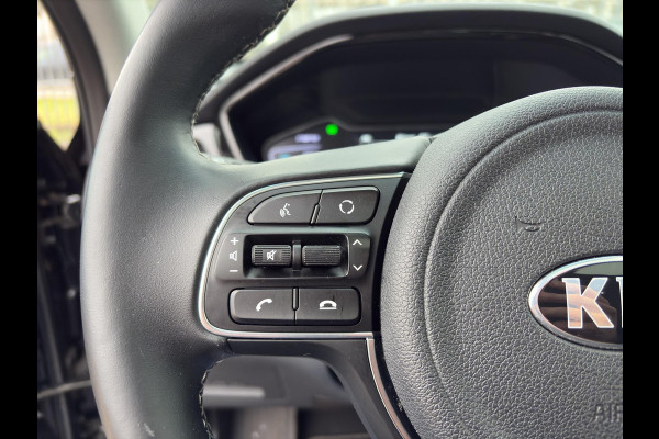 Kia Niro 1.6 GDi Hybrid Edition Automaat | H-Leder | Sensoren | Apple Carplay & Android Auto | Camera | Cruise | Schuifdak | Navi |