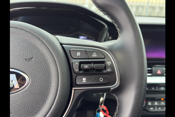 Kia Niro 1.6 GDi Hybrid Edition Automaat | H-Leder | Sensoren | Apple Carplay & Android Auto | Camera | Cruise | Schuifdak | Navi |