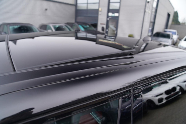 Land Rover Range Rover Sport 5.0 V8 SC SVR | Trekhaak | Meridian | HuD | Panorama | Lane Assist | Luchtvering | 360 cam | 22 inch