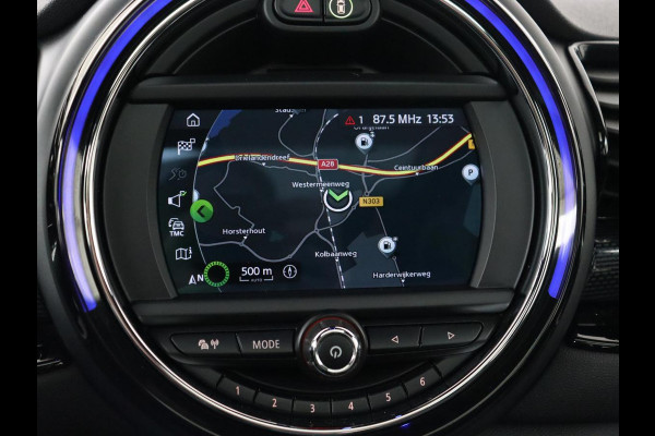 MINI Clubman 1.5 Cooper Chili | Panoramadak | Leder | Stoelverwarming | Carplay | Keyless | Navigatie | Climate control | Cruise control | Full LED