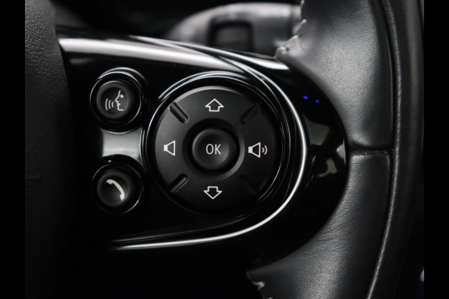 MINI Clubman 1.5 Cooper Chili | Panoramadak | Leder | Stoelverwarming | Carplay | Keyless | Navigatie | Climate control | Cruise control | Full LED