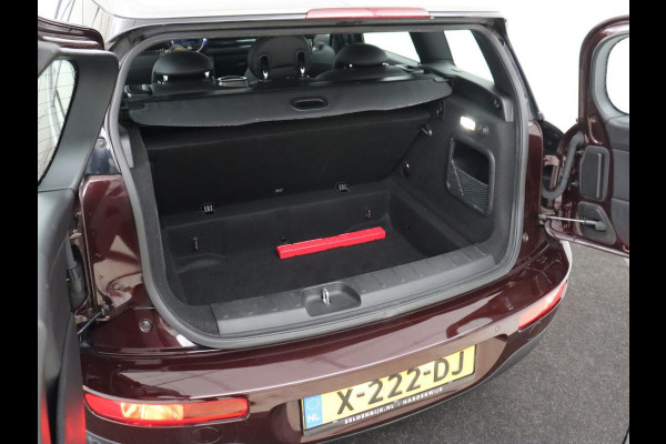 MINI Clubman 1.5 Cooper Chili | Panoramadak | Leder | Stoelverwarming | Carplay | Keyless | Navigatie | Climate control | Cruise control | Full LED