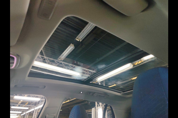 Lynk & Co 01 1.5 262pk Plug-in Pano.dak DAB 360°Cam Stoelverw. Carplay