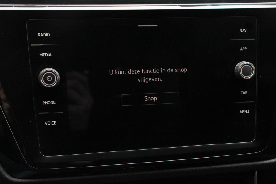 Volkswagen Touran 1.5 TSI DSG Highline 7p | Navigatie | Apple Carplay/Android Auto | Parkeersensoren | Adaptive Cruise Control | Stoel-en stuurverwarming | Elektrische achterklep | Getinte ramen | Climatronic
