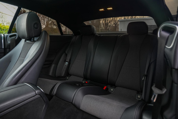 Mercedes-Benz E-Klasse Coupé 200 Wide Screen Panoramadak