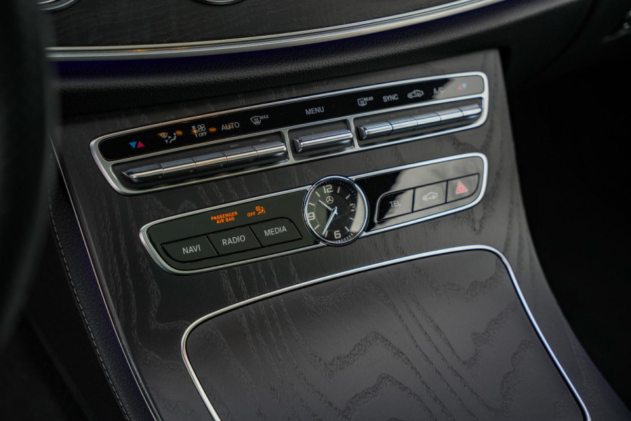 Mercedes-Benz E-Klasse Coupé 200 Wide Screen Panoramadak